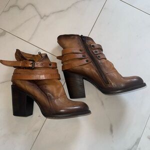 Free Bird Blaze Booties